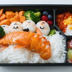 Van Criticus naar Maker: Hoe een Vurige Recensie Japan’s Laatste Bento Sensatie Inspireerde